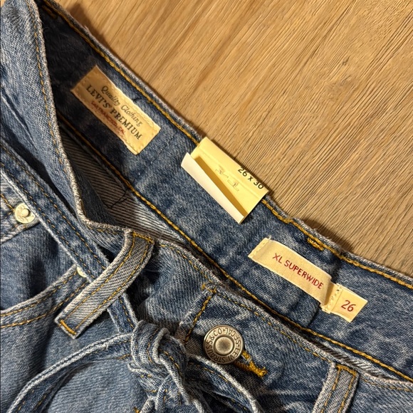 Levi's XL SUPERWIDE High Waist Blue Flare Wide Leg Jeans - Picture 3 of 9